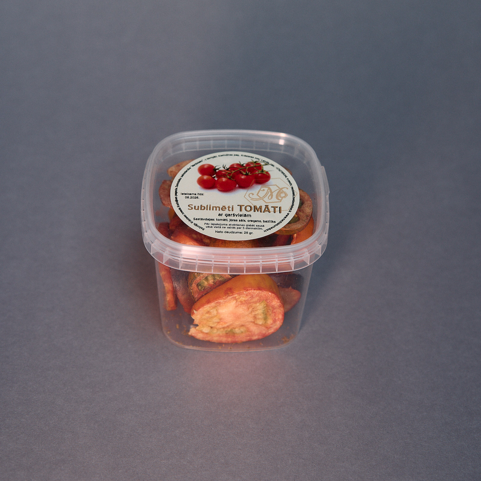 Tomāti ar garšvielam